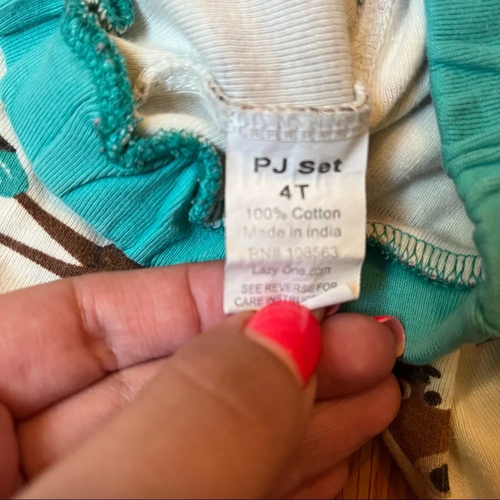 Lazy One I need booty sleep pajama pants size 4T - Picture 3 of 3